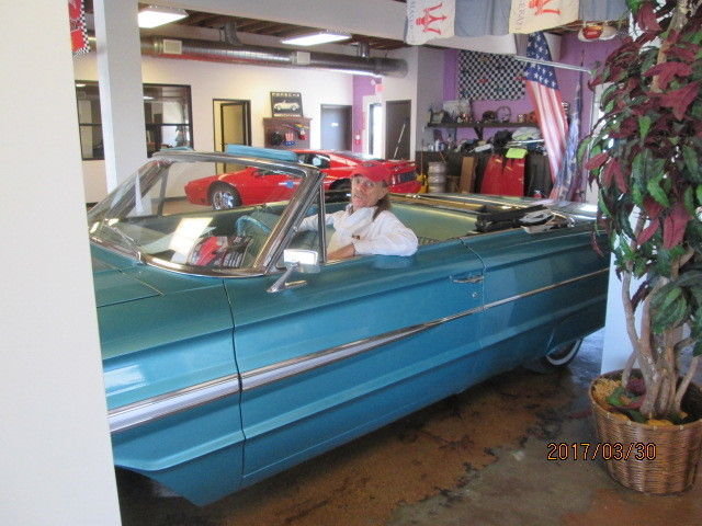1964 Ford Galaxie - photo 2