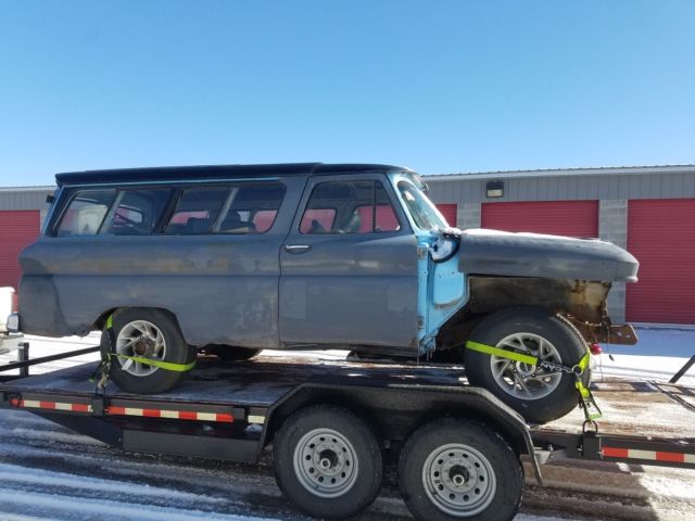1964 GMC Suburban - photo 11
