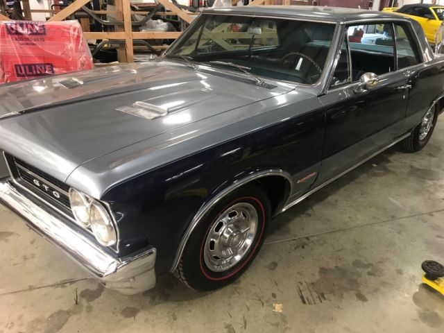 1964 Pontiac GTO tri power 4 speed - photo 3