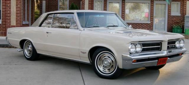 1964 GTO Survivor - 43,000 Original Miles - GTOAA Unrestored Concours Gold Car 1964 Pontiac GTO