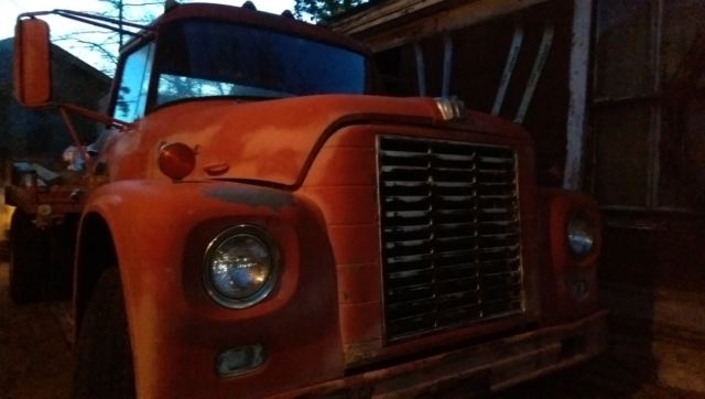 1964 International Loadstar 1800, flatbed, 13K original miles, snub nose 1964 International Harvester Loadstar 1800
