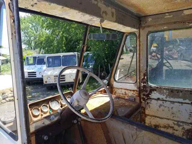 1964 International Harvester M800 - photo 11
