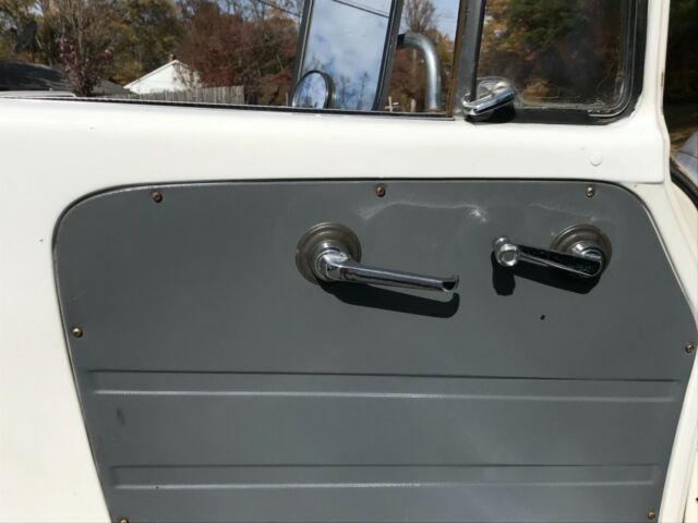 1964 International Harvester C1200 Travellal - photo 12