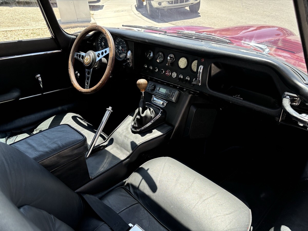 1964 Jaguar E-Type series 1 - photo 9