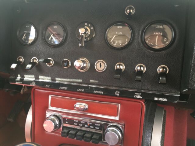 1964 Jaguar E-Type Series 1 FHC - photo 9