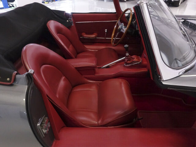 1964 Jaguar E-Type Series 1 3.8 Roadster - photo 8