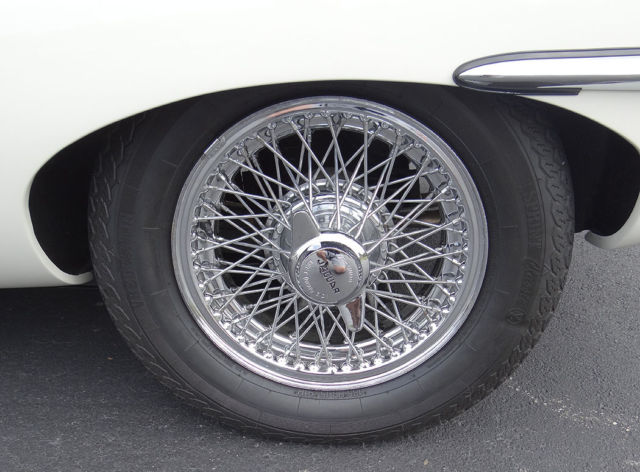 1964 Jaguar E-Type Series 1 Roadster - photo 13