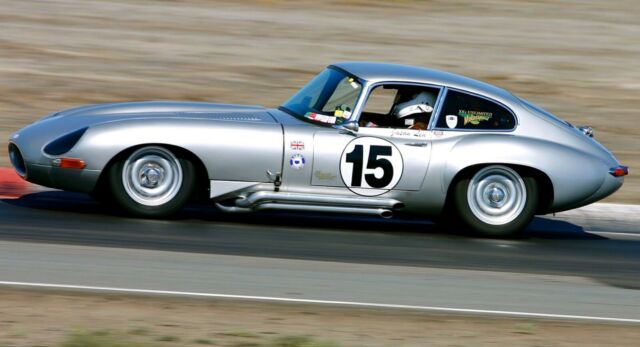 1964 Jaguar E-Type - photo 2