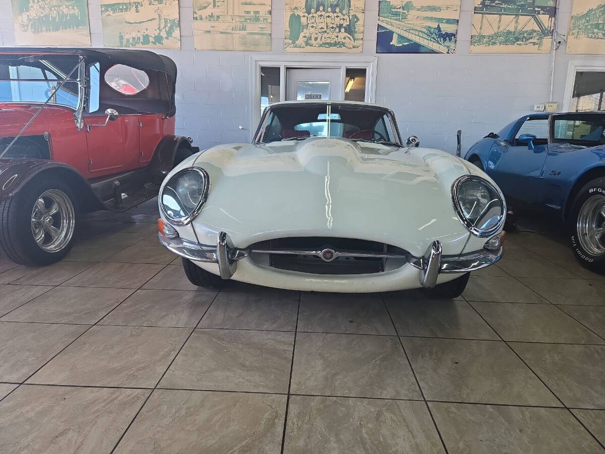 1964 Jaguar E-Type HARD TOP - photo 3