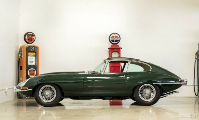 1964 Jaguar E-Type Series 1 Coupe 3.8 liter - photo 2