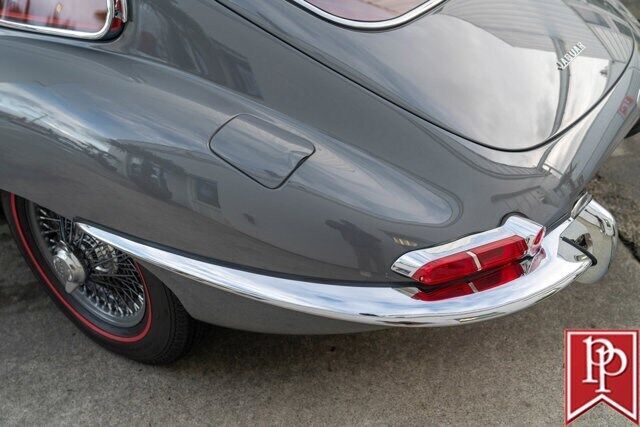 1964 Jaguar XK Coupe - photo 9