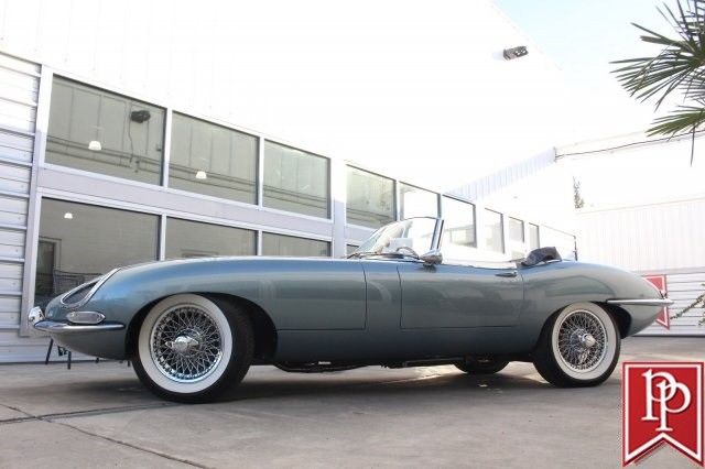 1964 Jaguar E-Type XKE Roadster - photo 2