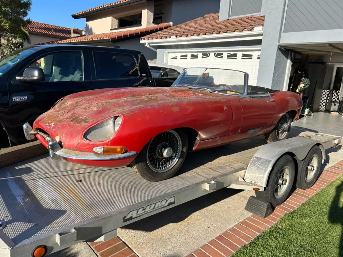 1964 Jaguar XKE series 1 convertible 1964 Jaguar E-Type