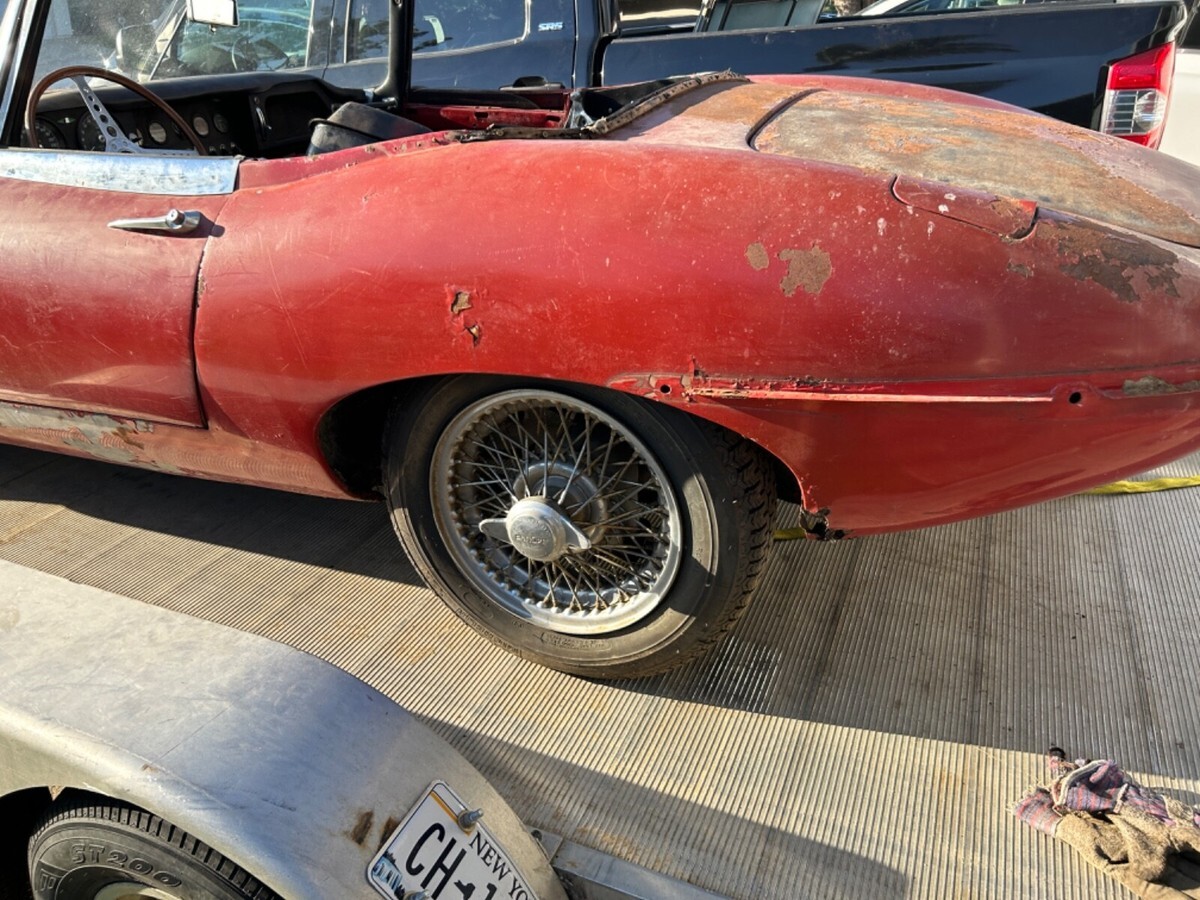 1964 Jaguar E-Type - photo 3