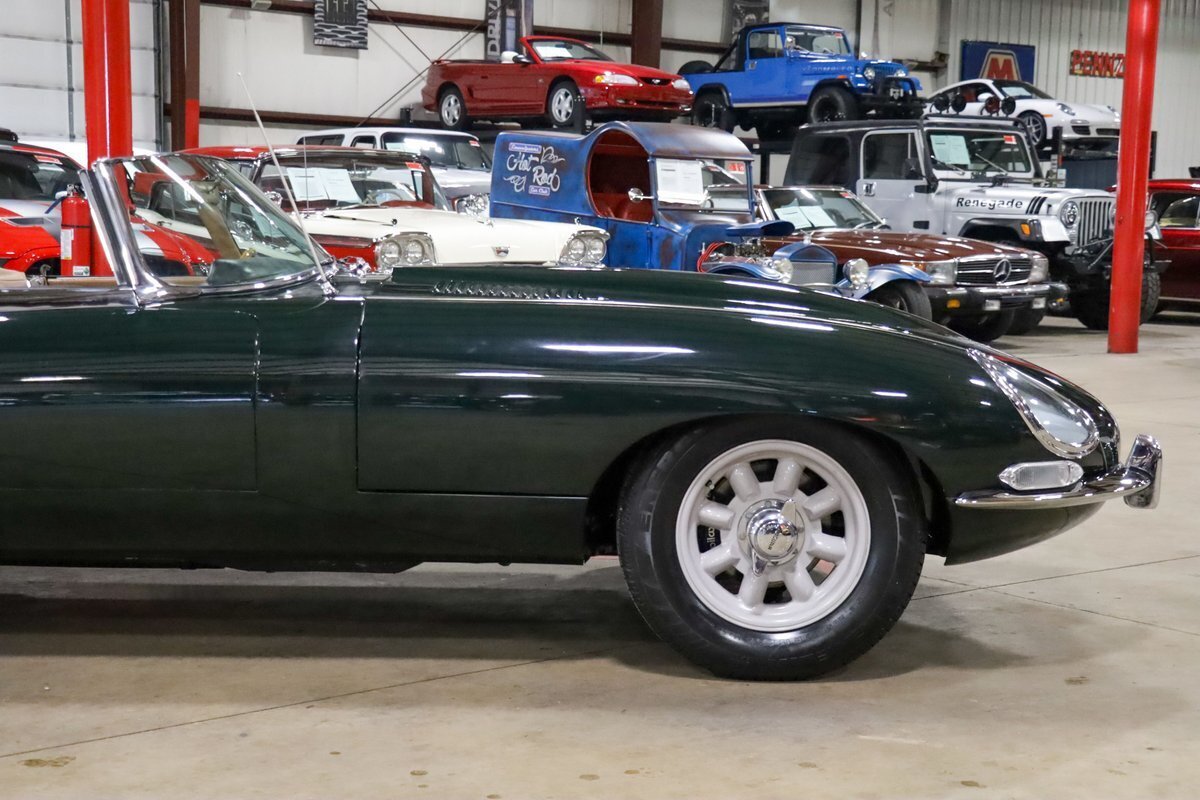 1964 Jaguar XK Series I Roadster - photo 11