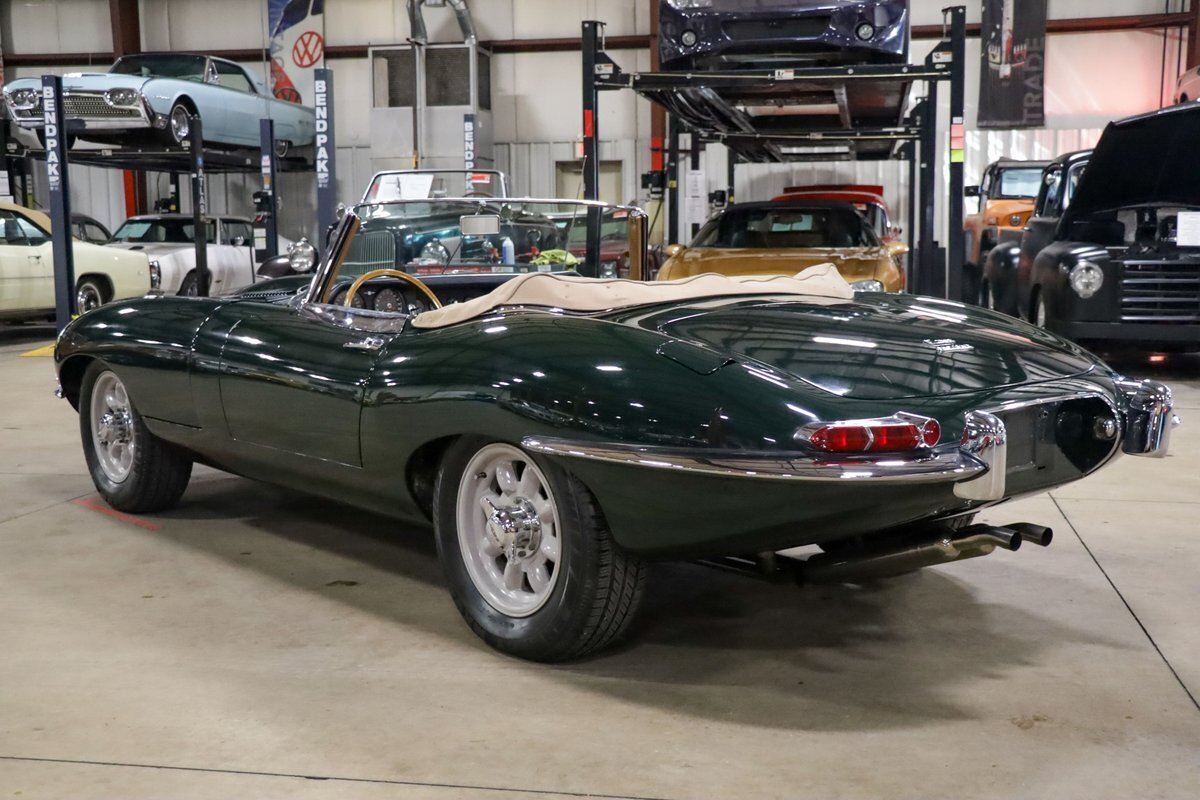 1964 Jaguar XK Series I Roadster - photo 6