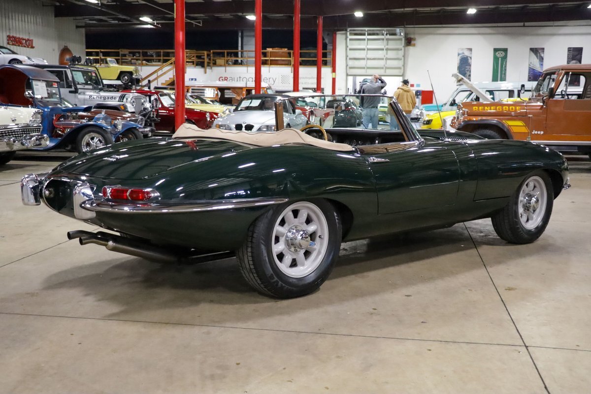 1964 Jaguar XK Series I Roadster - photo 8