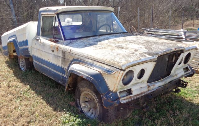 1964 Jeep J-200 - photo 2