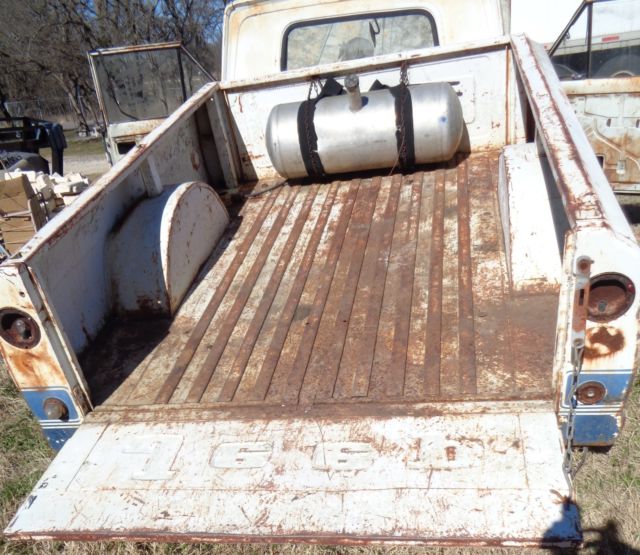 1964 Jeep J-200 - photo 8