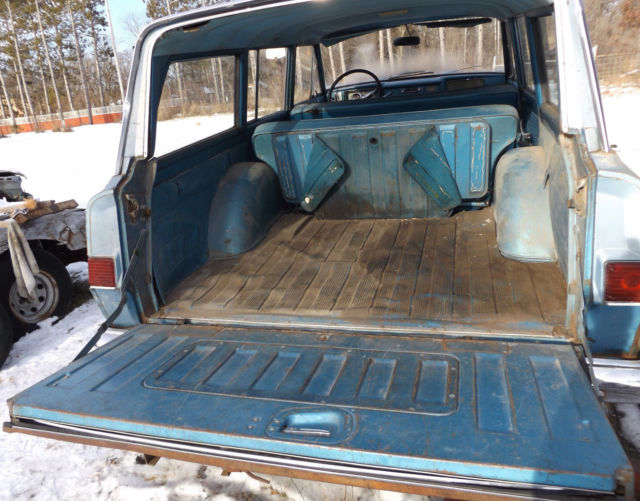 1964 Jeep Wagoneer - photo 11