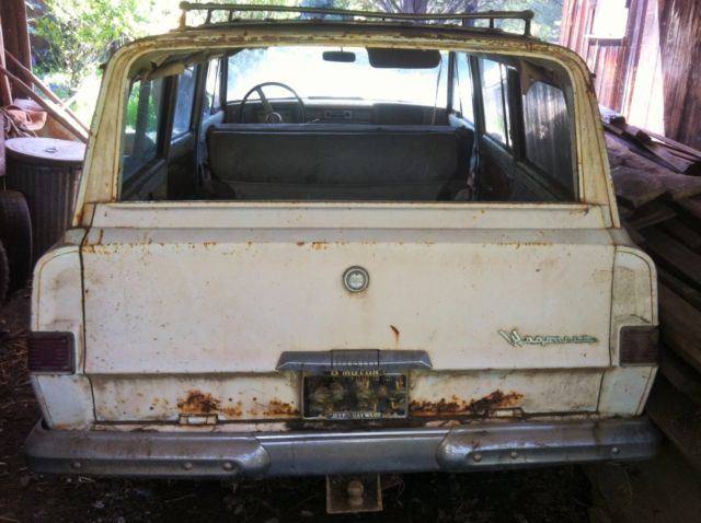 1964 Jeep Wagoneer - photo 2