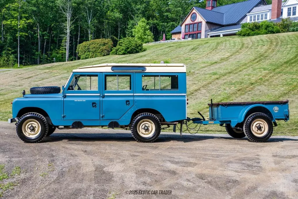 1964 Land Rover Series IIA 109 Station Wagon - photo 3