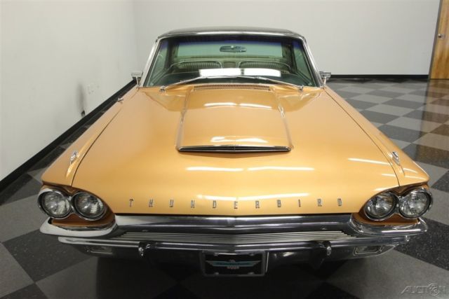 1964 Ford Thunderbird Landau - photo 6
