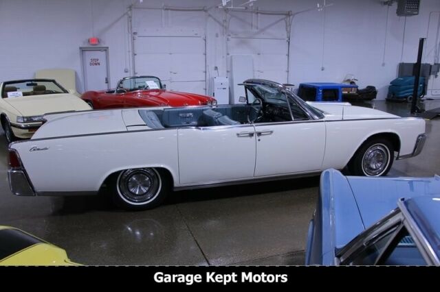 1964 Lincoln Continental 4-Door Convertible - photo 10