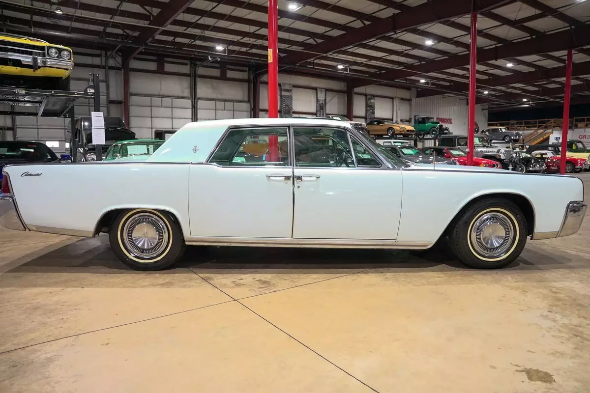 1964 Lincoln Continental - photo 10