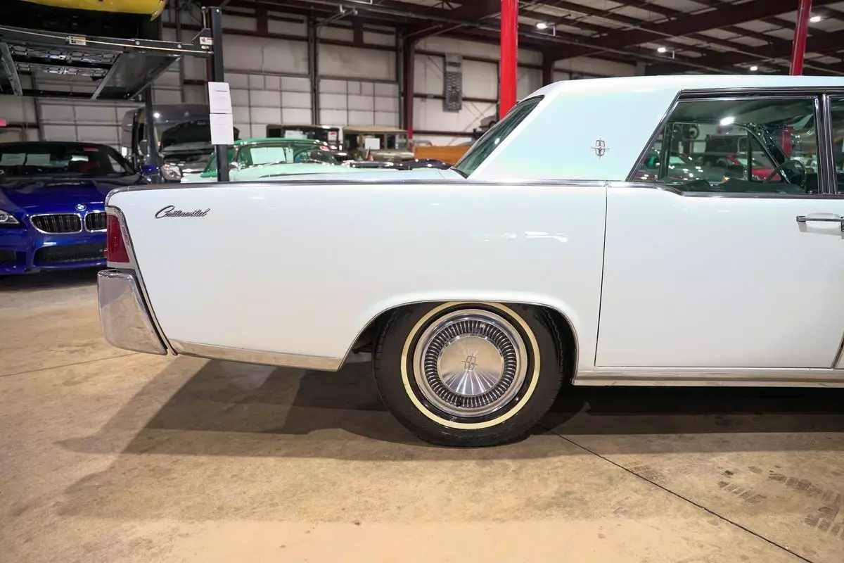 1964 Lincoln Continental - photo 9