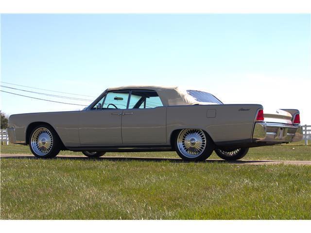 1964 Lincoln Continental Convertible - photo 4