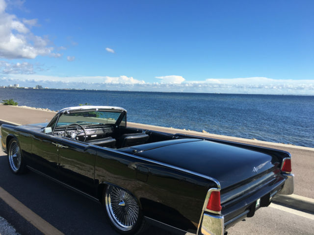 1964 Lincoln Continental Convertible - photo 4