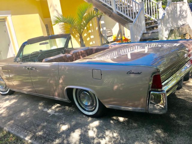 1964 Lincoln Continental Convertible - photo 11