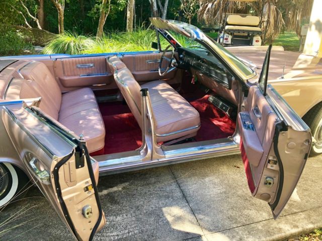1964 Lincoln Continental Convertible - photo 9