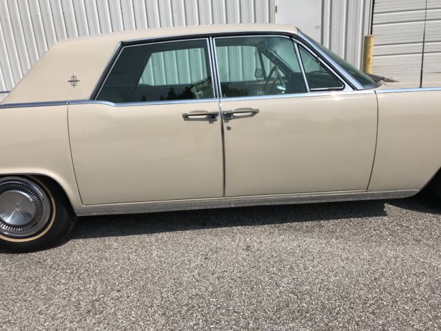 1964 Lincoln Continental - photo 12