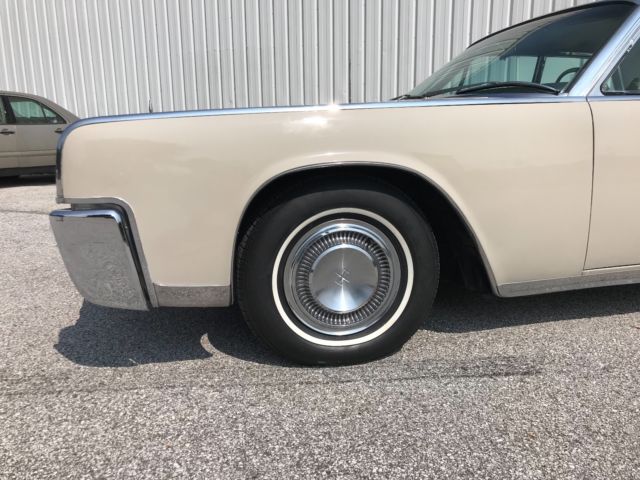1964 Lincoln Continental - photo 2