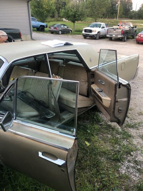 1964 Lincoln Continental - photo 3