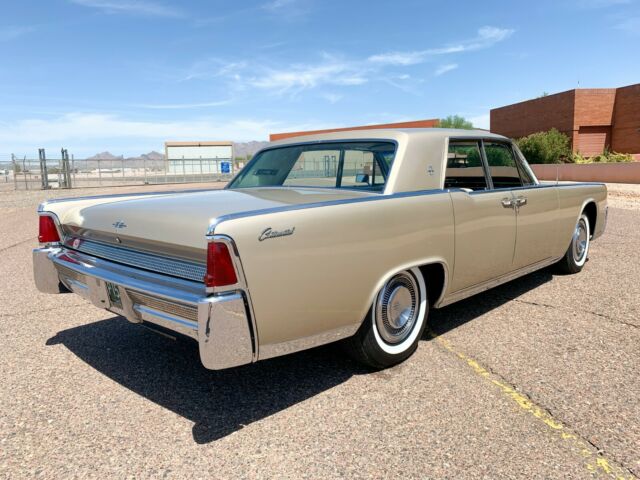 1964 Lincoln Continental 4dr Sedan - photo 4