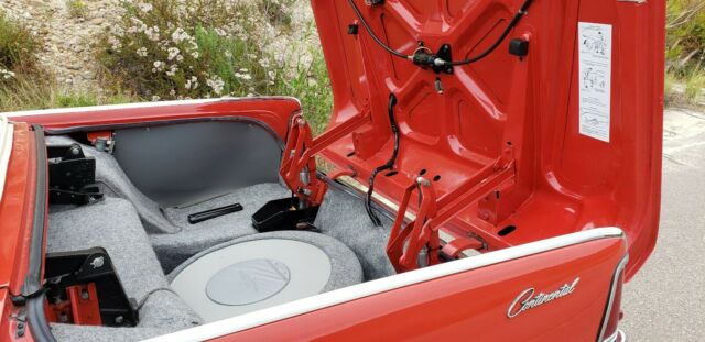 1964 Lincoln Continental - photo 7