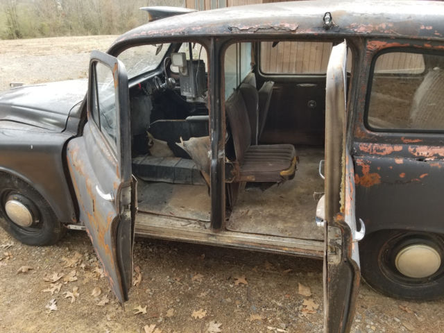 1964 Austin FX4 - photo 11