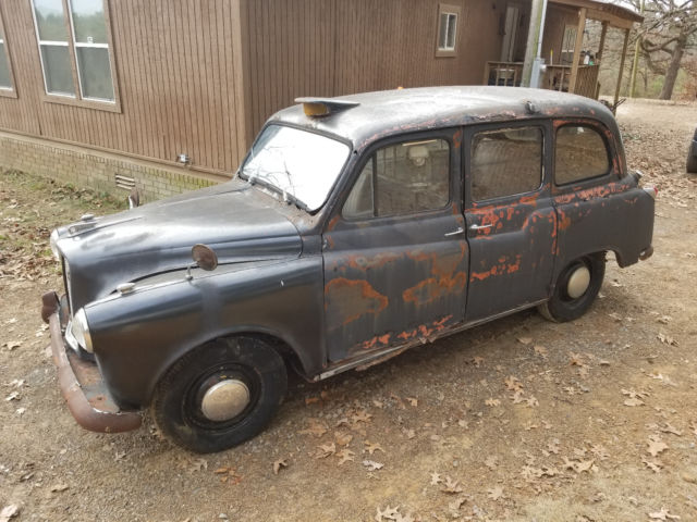 1964 Austin FX4 - photo 3
