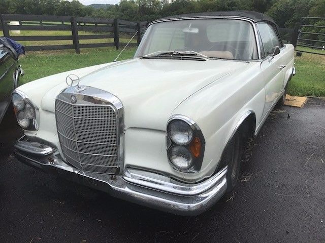 1964 Mercedes-Benz 200-Series Convertible - photo 2