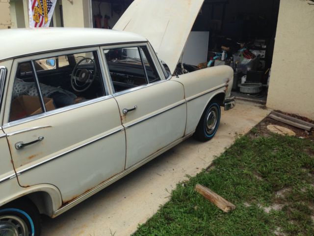 1964 Mercedes-Benz 200-Series 220 See - photo 8