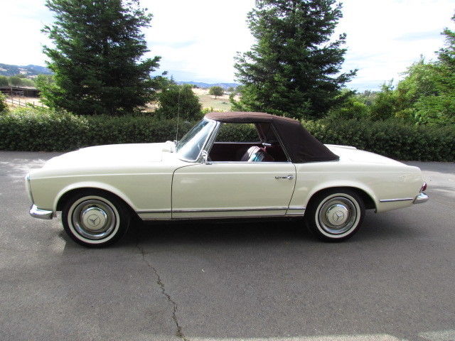 1964 Mercedes-Benz S-Class 230SL Covertible - photo 10