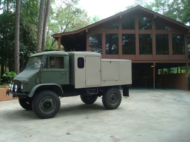 1964 Mercedes-Benz 404S UNIMOG 404S Overland Camper Gas - photo 2