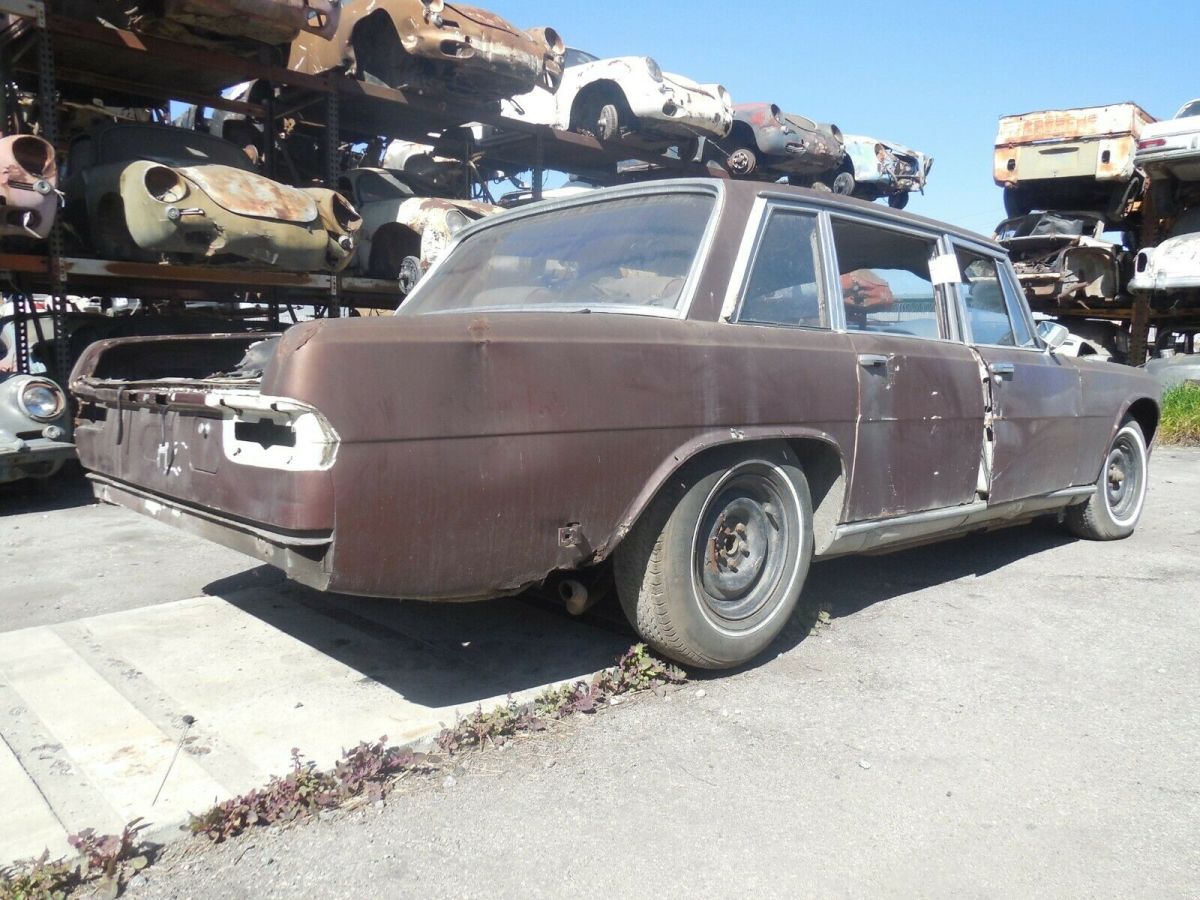 1964 Mercedes-Benz 600-Series No Reserve Sold on CA Title Ready for Export - photo 4