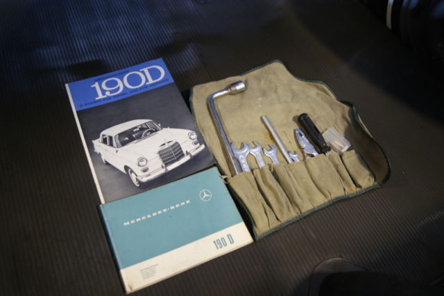 1964 Mercedes-Benz 190-Series 190D - photo 11