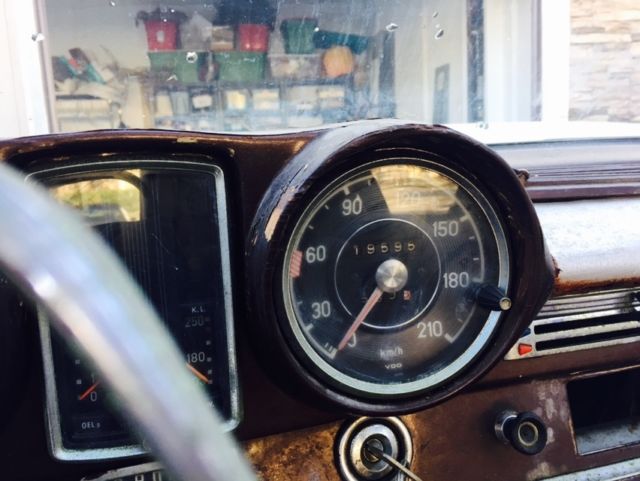 1964 Mercedes-Benz 200-Series Coupe - photo 6