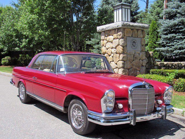 1964 Mercedes-Benz 200-Series --