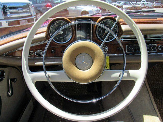 1964 Mercedes-Benz 200-Series -- - photo 5